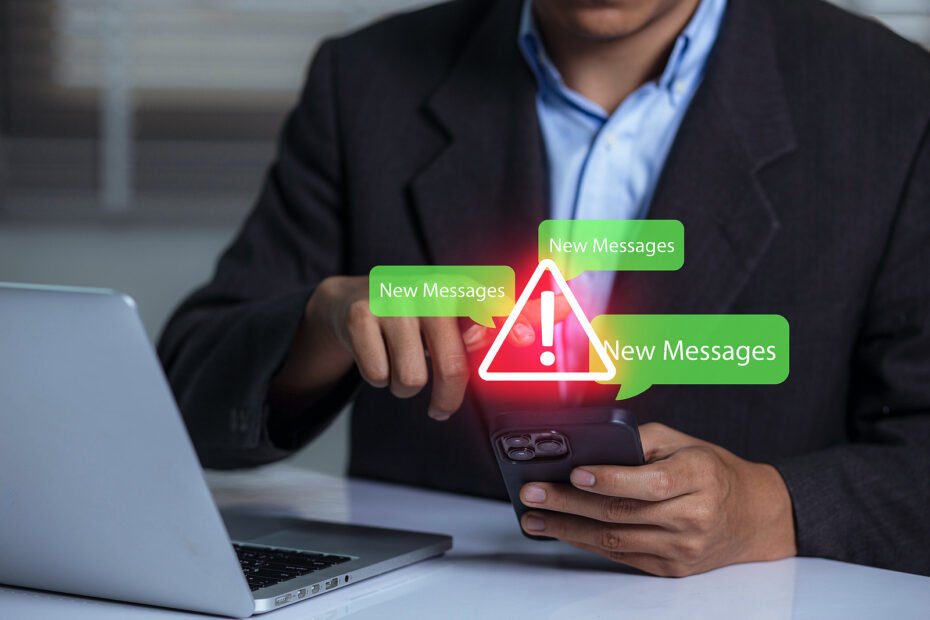Paragon spyware attack