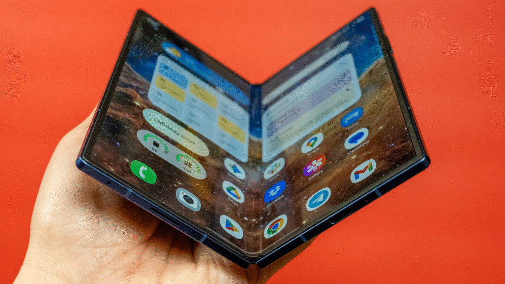 Galaxy Z Fold 7 in hand